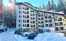 Ski & Holiday Apartments In Pamporovo Exterior photo