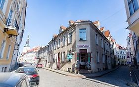 Old Town Hostel Alur Tallinn Exterior photo