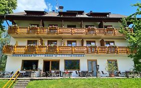 Hotel Carossa Bed&Breakfast Sankt Gilgen Exterior photo