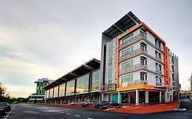 Terra Nova Hotel Malacca Exterior photo