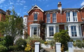 Anne'S House Bed & Breakfast Hastings Exterior photo