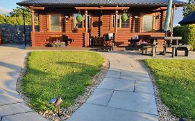 Cosy Countryside Log Cabin Apartment Kilkenny Exterior photo