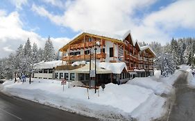 Hotel Il Catturanino Madonna di Campiglio Exterior photo