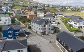 The Bird / Guesthouse / 10 Min Walk Downtown Torshavn Exterior photo