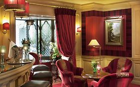 Chambiges Elysees Hotel Paris Interior photo