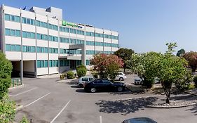 Holiday Inn Express Lisbon Airport, An Ihg Hotel Exterior photo