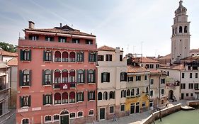 Palazzo Schiavoni Residenza D'Epoca Hotel Venice Exterior photo