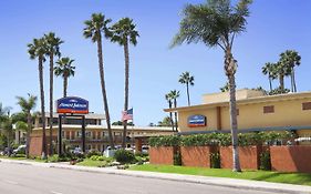 Howard Johnson By Wyndham San Diego Sea World Hotel Exterior photo