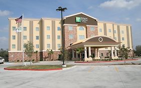 Holiday Inn Express & Suites George West, An Ihg Hotel Exterior photo