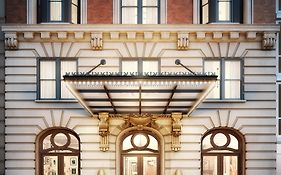 Hgu New York Hotel Exterior photo