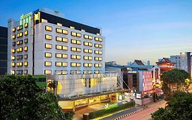 Ibis Styles Jakarta Gajah Mada Exterior photo