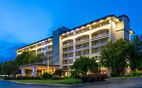 Holiday Inn Express Hotel & Suites King Of Prussia, An Ihg Hotel Exterior photo