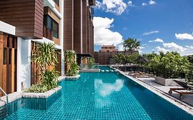 Natee The Riverfront Hotel Kanchanaburi Exterior photo