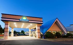 Days Inn By Wyndham Norman Exterior photo