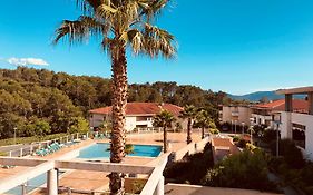 Les Parasols D'Argens Hotel Roquebrune-sur-Argens Exterior photo