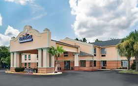 Baymont By Wyndham Hinesville Fort Stewart Area Exterior photo