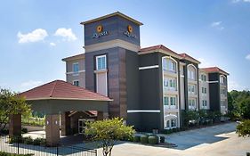 La Quinta By Wyndham Tupelo Hotel Exterior photo