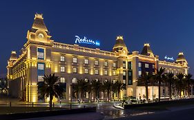 Radisson Blu Hotel, Ajman Exterior photo