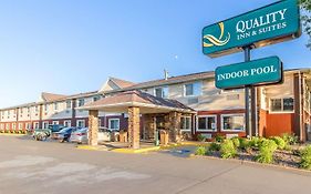 Quality Inn & Suites Eau Claire Exterior photo