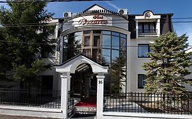 Garni Hotel Vozarev Belgrade Exterior photo