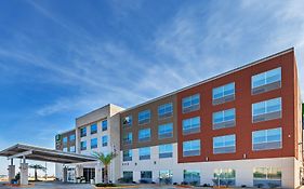 Holiday Inn Express & Suites - Brenham South, An Ihg Hotel Exterior photo