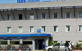 Ibis Budget Charleroi Airport Hotel Exterior photo