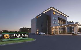 La Quinta By Wyndham Terre Haute Hotel Exterior photo