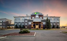 Holiday Inn Express Airdrie, An Ihg Hotel Exterior photo