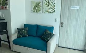 Cartagena, Apartamento En Edificio Con Salida A La Playa Apartment Exterior photo