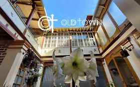 Old Town Quito Suites, Heritage Boutique Hotel, Where Every Detail Tells A Story Exterior photo