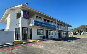 Motel 6 Denton, Tx - Unt Exterior photo