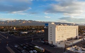 Aloft Tucson University Exterior photo