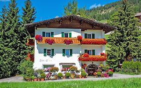 Garni Bondi Bed & Breakfast Selva di Val Gardena Exterior photo