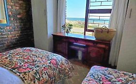 La Mer Seafront Selfcatering Accommodation Kleinmond Exterior photo