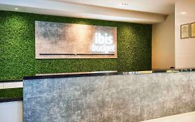 Ibis Budget Singapore Emerald Hotel Exterior photo