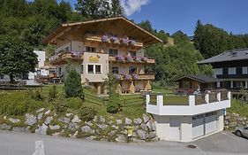 Pension Gabi Saalbach-Hinterglemm Exterior photo