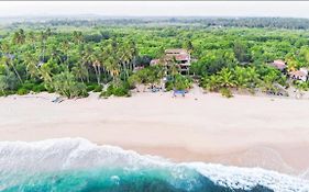 Serein Beach Hotel Tangalle Exterior photo