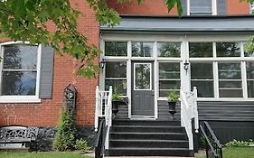 Colborne Bed And Breakfast Goderich Exterior photo