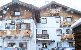 Hotel Aquila Livigno Exterior photo