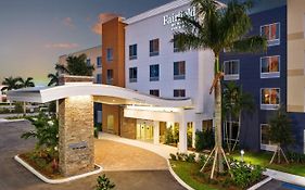 Fairfield By Marriott Inn & Suites Deerfield Beach Boca Raton Exterior photo