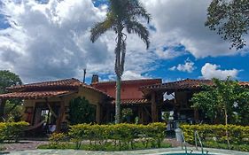 Hotel Del Campo Quimbaya Exterior photo