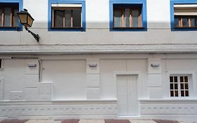 Hostal Alicia Bed & Breakfast San Pedro de Alcantara Exterior photo