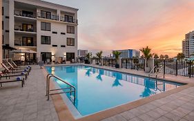 Courtyard By Marriott Clearwater Beach Exterior photo