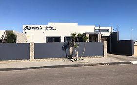 Riekert'S Self-Catering Apartment Swakopmund Exterior photo