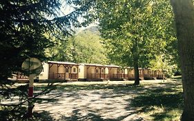 Camping Aiguees Braves Hotel Llavorsi Exterior photo