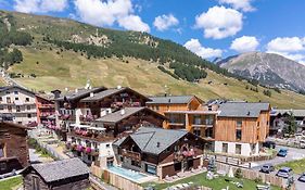 Mont Chalet Nevada - Hotel & Spa Livigno Exterior photo