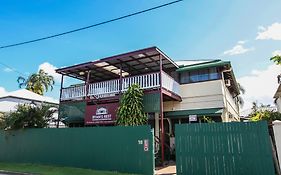 Ryan'S Rest Boutique Accommodation Cairns Exterior photo