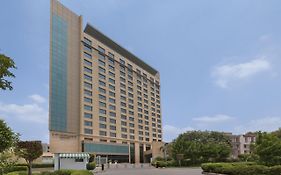 Courtyard By Marriott Gurugram Downtown Hotel Gurgaon Exterior photo