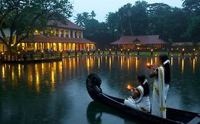Taj Kumarakom Resort And Spa Kerala Exterior photo