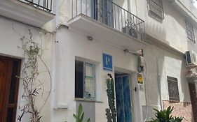 Hostal The Monkey Room Marbella Exterior photo